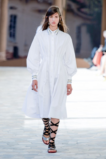 Fotoservizio/SS 2021/WOMEN/SFILATA/PORTS 1961/DP2/7