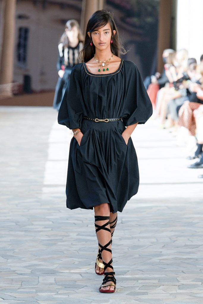 Fotoservizio/SS 2021/WOMEN/SFILATA/PORTS 1961/DP2/4