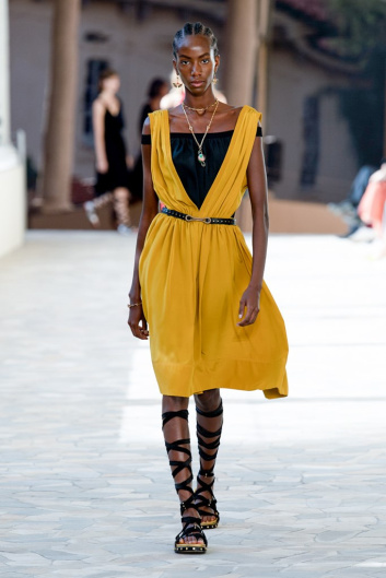 Fotoservizio/SS 2021/WOMEN/SFILATA/PORTS 1961/DP2/23
