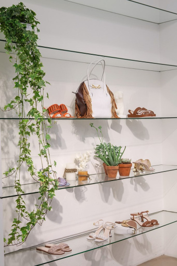 Fotoservizio/SS 2021/WOMEN/PRESENTAZIONE/POLLINI/DP2/0