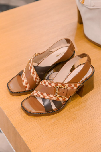 Fotoservizio/SS 2021/WOMEN/PRESENTAZIONE/POLLINI/DP2/14