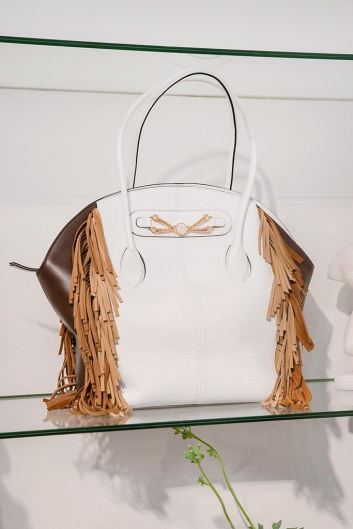 Fotoservizio/SS 2021/WOMEN/PRESENTAZIONE/POLLINI/DP2/31