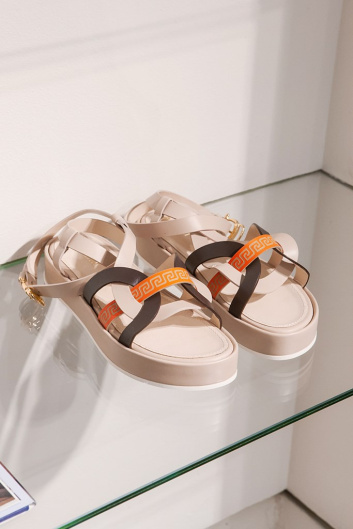Fotoservizio/SS 2021/WOMEN/PRESENTAZIONE/POLLINI/DP2/27