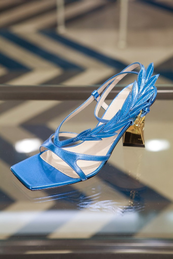 Fotoservizio/SS 2021/WOMEN/PRESENTAZIONE/POLLINI/DP2/8
