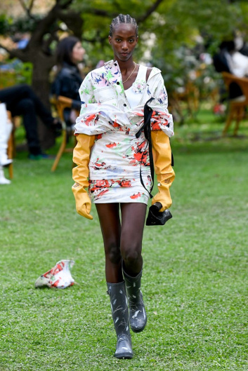 Fotoservizio/SS 2021/WOMEN/SFILATA/PHILOSOPHY DI LORENZO SERAFINI/DP2/0