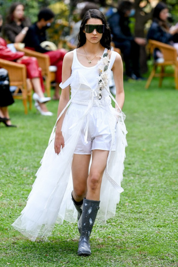 Fotoservizio/SS 2021/WOMEN/SFILATA/PHILOSOPHY DI LORENZO SERAFINI/DP2/4