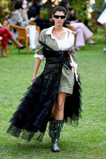 Fotoservizio/SS 2021/WOMEN/SFILATA/PHILOSOPHY DI LORENZO SERAFINI/DP2/12