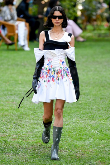 Fotoservizio/SS 2021/WOMEN/SFILATA/PHILOSOPHY DI LORENZO SERAFINI/DP2/13