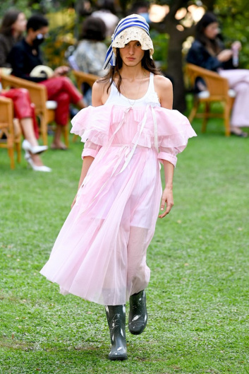 Fotoservizio/SS 2021/WOMEN/SFILATA/PHILOSOPHY DI LORENZO SERAFINI/DP2/24