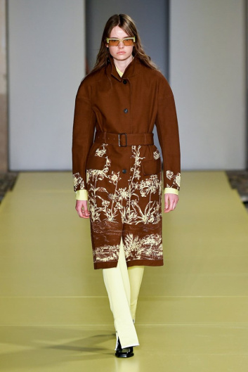 Fotoservizio/SS 2021/WOMEN/SFILATA/SALVATORE FERRAGAMO/DP2/2