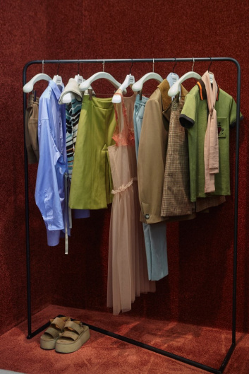 Fotoservizio/SS 2021/WOMEN/APPUNTAMENTO/ANDREA POMPILIO/DP2/5