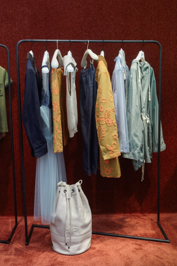 Fotoservizio/SS 2021/WOMEN/APPUNTAMENTO/ANDREA POMPILIO/DP2/6
