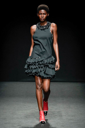 Fotoservizio/SS 2021/WOMEN/SFILATA/SHI.RT/DP2/3