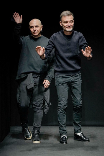 Fotoservizio/SS 2021/WOMEN/SFILATA/SHI.RT/DP2/2