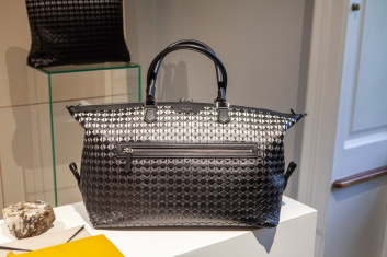Fotoservizio/SS 2021/WOMEN/PRESENTAZIONE/SERAPIAN/DP2/7