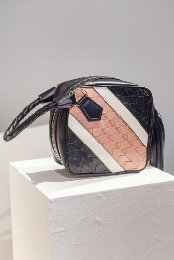 Fotoservizio/SS 2021/WOMEN/PRESENTAZIONE/SERAPIAN/DP2/19