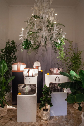 Fotoservizio/SS 2021/WOMEN/PRESENTAZIONE/SERAPIAN/DP2/22
