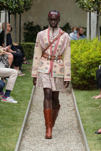 Fotoservizio/SS 2021/MEN/SFILATA/ETRO/DP2/8