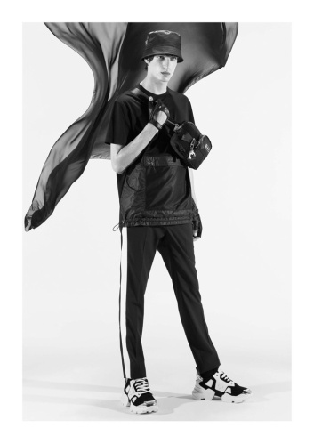 Fotoservizio/SS 2021/MEN/SFILATA/LES HOMMES/DP2/17