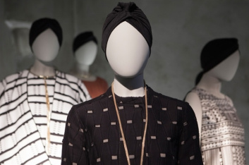 Fotoservizio/SS 2016/WOMEN/PIAZZA SEMPIONE/DP2/14