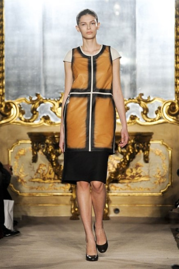 Fotoservizio/FW 2012-2013/WOMEN/MARCO DE VINCENZO/7