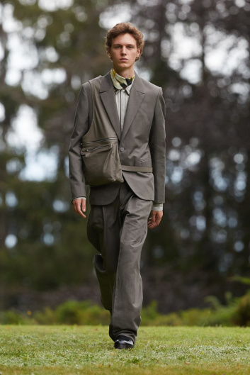 Fotoservizio/SS 2021/MEN/SFILATA/ERMENEGILDO ZEGNA/DP2/17