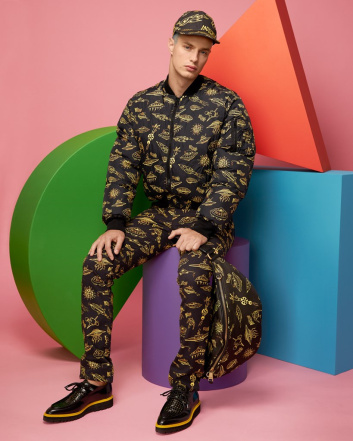 Fotoservizio/SS 2021/MEN/SFILATA/MOSCHINO/DP2/23