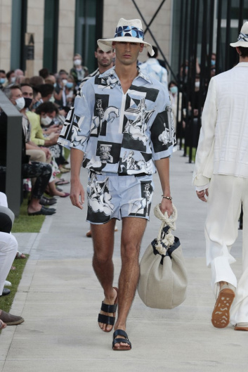 Fotoservizio/SS 2021/MEN/SFILATA/DOLCE & GABBANA/DP2/19