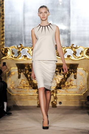 Fotoservizio/FW 2012-2013/WOMEN/MARCO DE VINCENZO/13