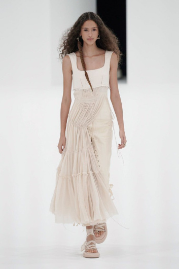 Fotoservizio/SS 2022/WOMEN/SFILATA/SPORTMAX/DP2/2