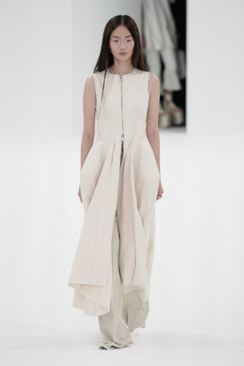 Fotoservizio/SS 2022/WOMEN/SFILATA/SPORTMAX/DP2/13