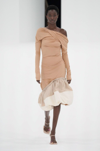 Fotoservizio/SS 2022/WOMEN/SFILATA/SPORTMAX/DP2/37