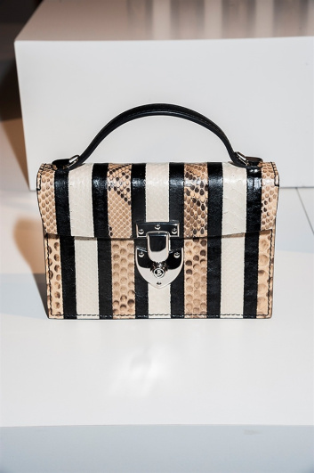 Fotoservizio/SS 2016/WOMEN/BERTONI 1949/DP2/5