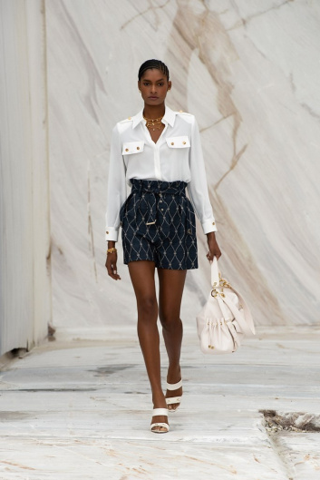 Fotoservizio/SS 2022/WOMEN/SFILATA/ELISABETTA FRANCHI/DP2/7