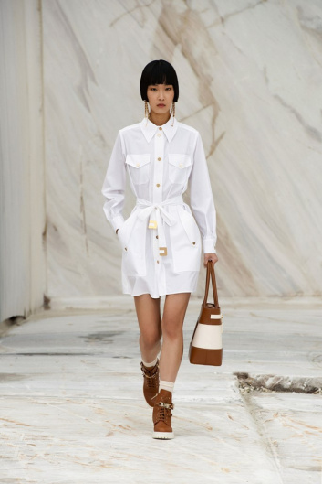 Fotoservizio/SS 2022/WOMEN/SFILATA/ELISABETTA FRANCHI/DP2/11