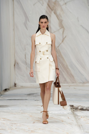 Fotoservizio/SS 2022/WOMEN/SFILATA/ELISABETTA FRANCHI/DP2/20