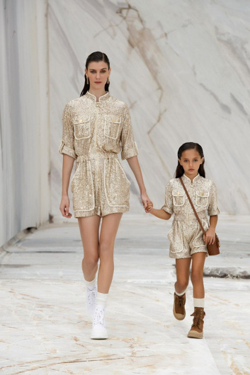 Fotoservizio/SS 2022/WOMEN/SFILATA/ELISABETTA FRANCHI/DP2/37