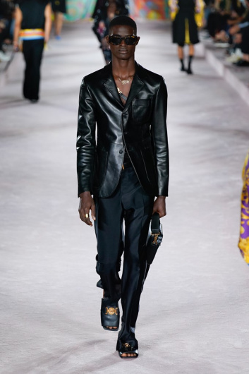 Fotoservizio/SS 2022/WOMEN/SFILATA/VERSACE/DP2/12