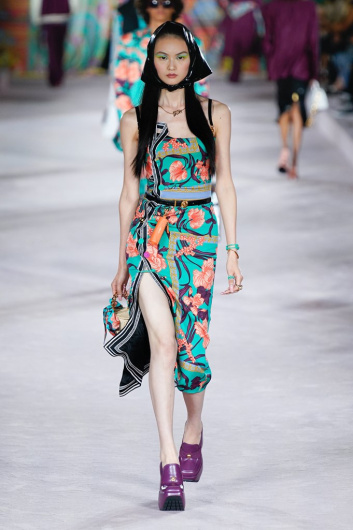 Fotoservizio/SS 2022/WOMEN/SFILATA/VERSACE/DP2/21