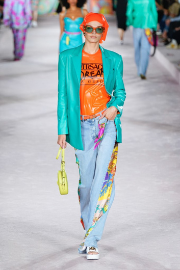 Fotoservizio/SS 2022/WOMEN/SFILATA/VERSACE/DP2/8