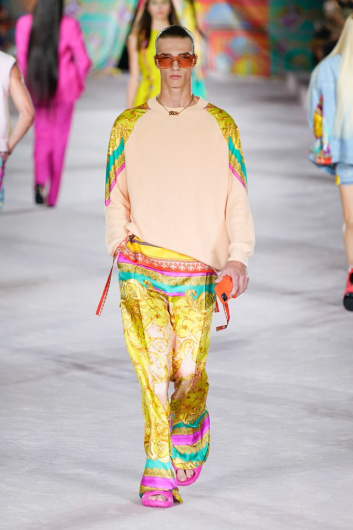 Fotoservizio/SS 2022/WOMEN/SFILATA/VERSACE/DP2/15