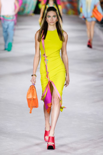 Fotoservizio/SS 2022/WOMEN/SFILATA/VERSACE/DP2/16