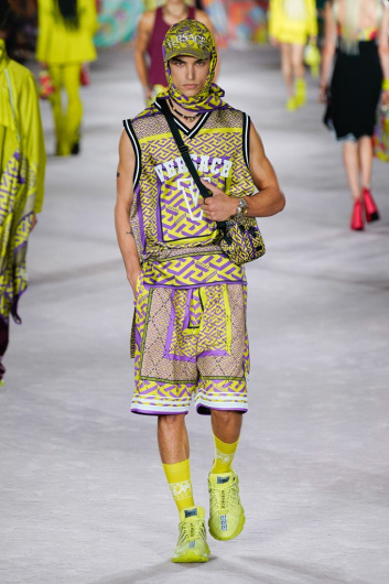 Fotoservizio/SS 2022/WOMEN/SFILATA/VERSACE/DP2/29