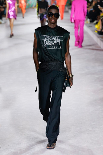 Fotoservizio/SS 2022/WOMEN/SFILATA/VERSACE/DP2/9