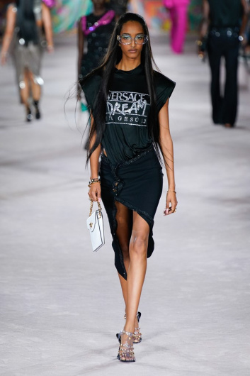 Fotoservizio/SS 2022/WOMEN/SFILATA/VERSACE/DP2/11