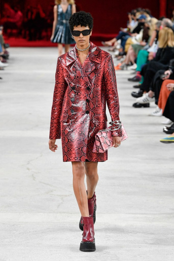Fotoservizio/SS 2022/WOMEN/SFILATA/PORTS 1961/DP2/6