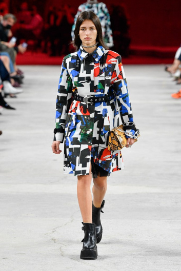 Fotoservizio/SS 2022/WOMEN/SFILATA/PORTS 1961/DP2/8
