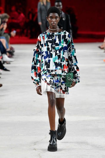 Fotoservizio/SS 2022/WOMEN/SFILATA/PORTS 1961/DP2/0