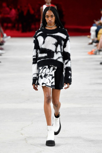 Fotoservizio/SS 2022/WOMEN/SFILATA/PORTS 1961/DP2/9