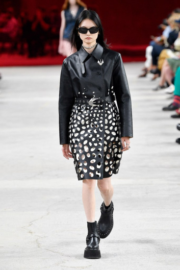 Fotoservizio/SS 2022/WOMEN/SFILATA/PORTS 1961/DP2/2